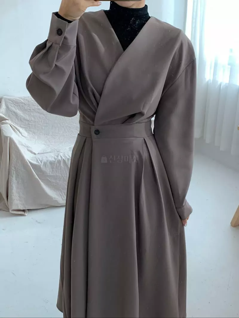 Urbanemood - Korean Women Fashion - #momslook - Ellsia One-piece - 4