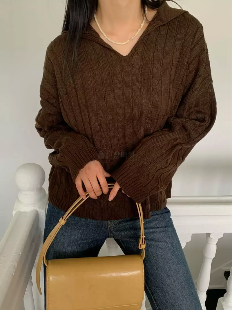 Vaara - Korean Women Fashion - #momslook - Twist Collar Knit Tee - 3