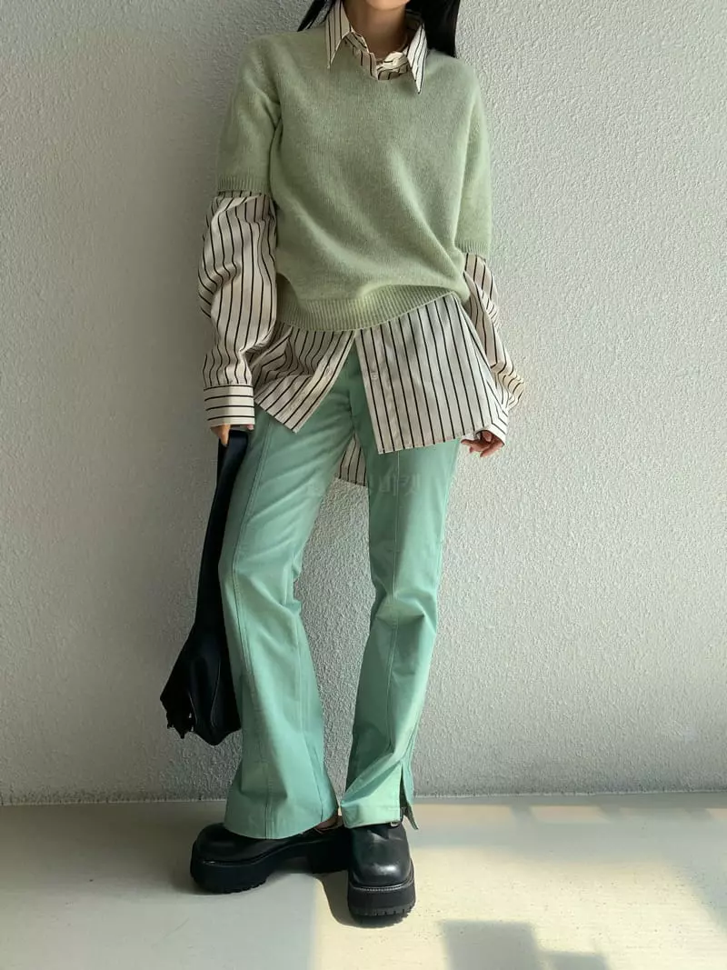 Vaara - Korean Women Fashion - #shopsmall - V Knit Tee - 3