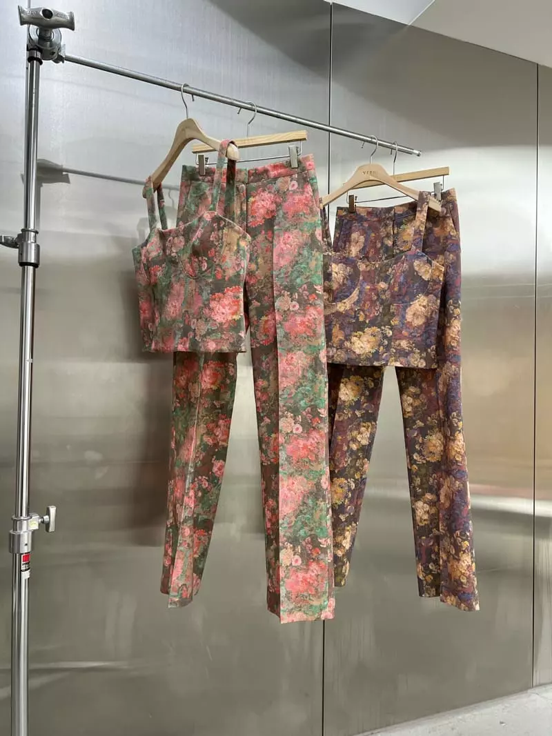 Verni - Korean Women Fashion - #momslook - Water Paint Pants