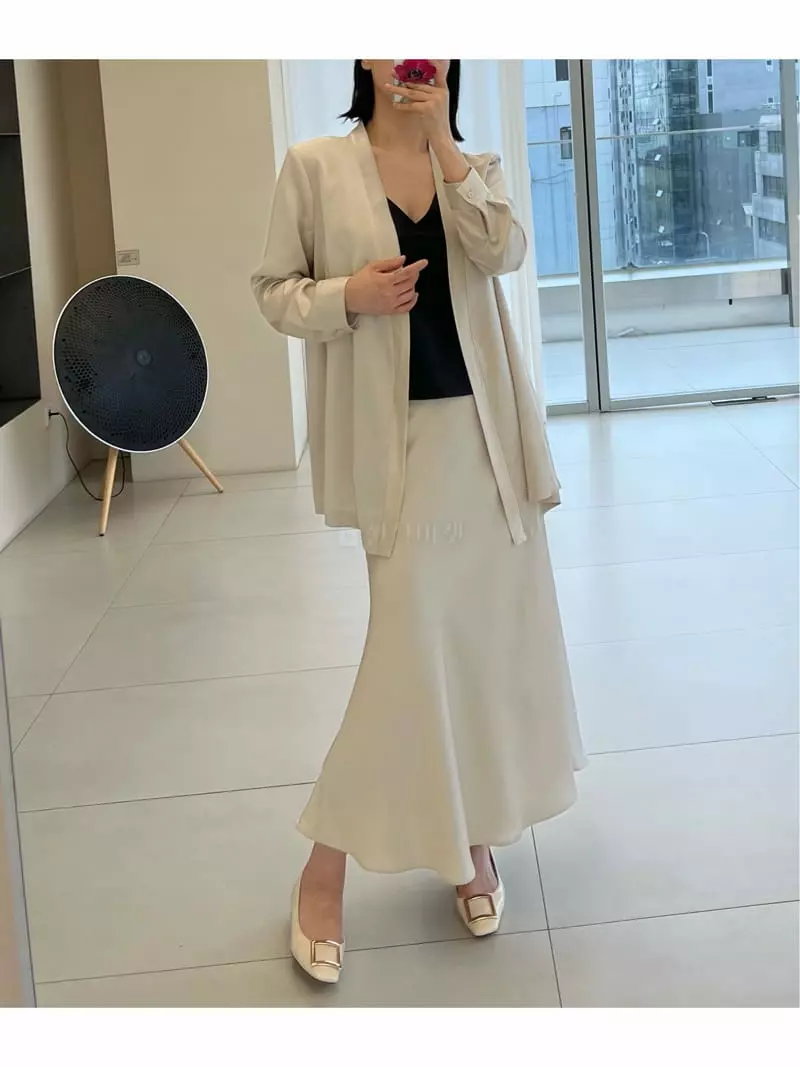 Verni - Korean Women Fashion - #momslook - Shatin Made Skirt - 2