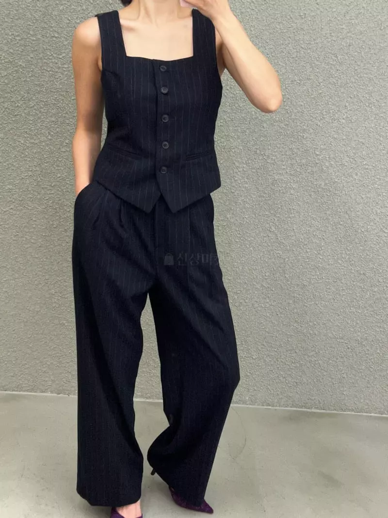 Verni - Korean Women Fashion - #momslook - Dudu Vest - 2