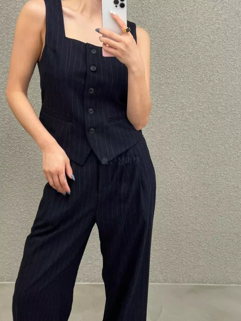 Verni - Korean Women Fashion - #momslook - Dudu Vest - 6