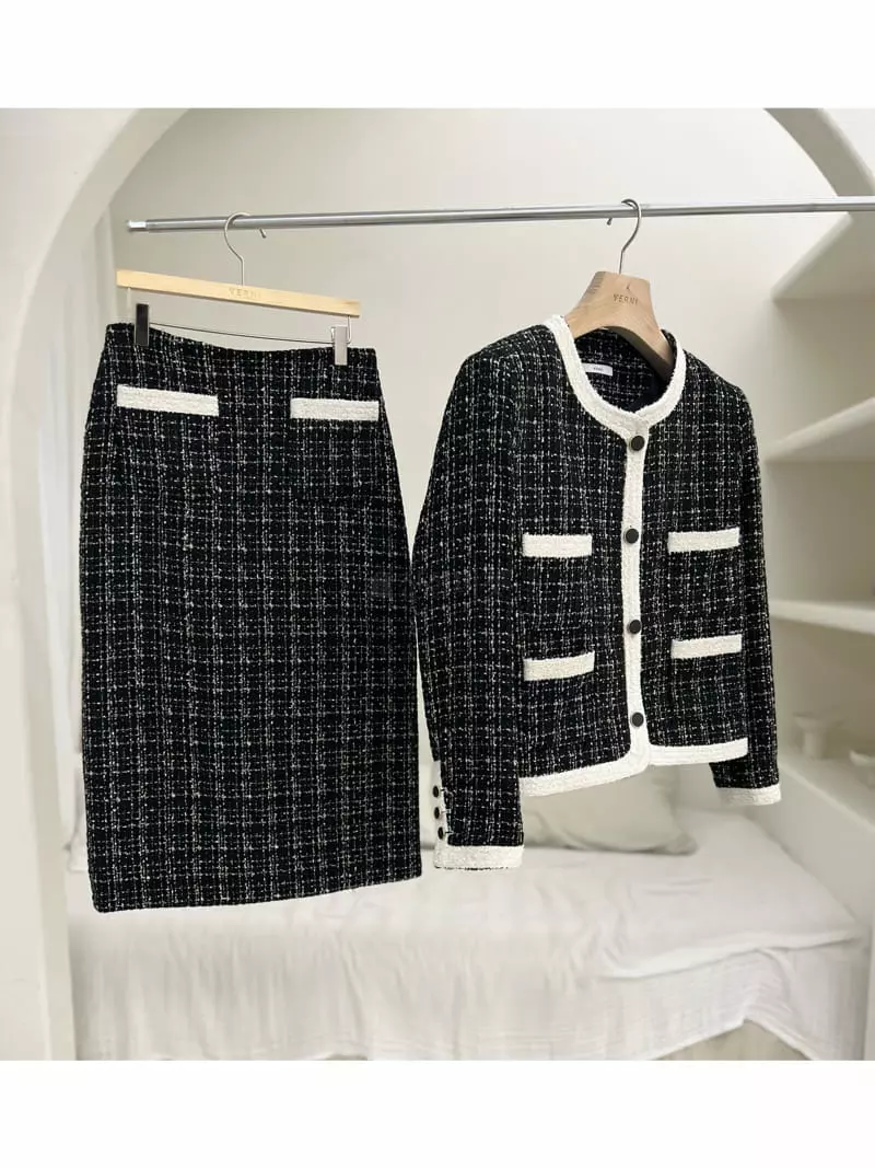 Verni - Korean Women Fashion - #momslook - Anna Twid Jacket - 6