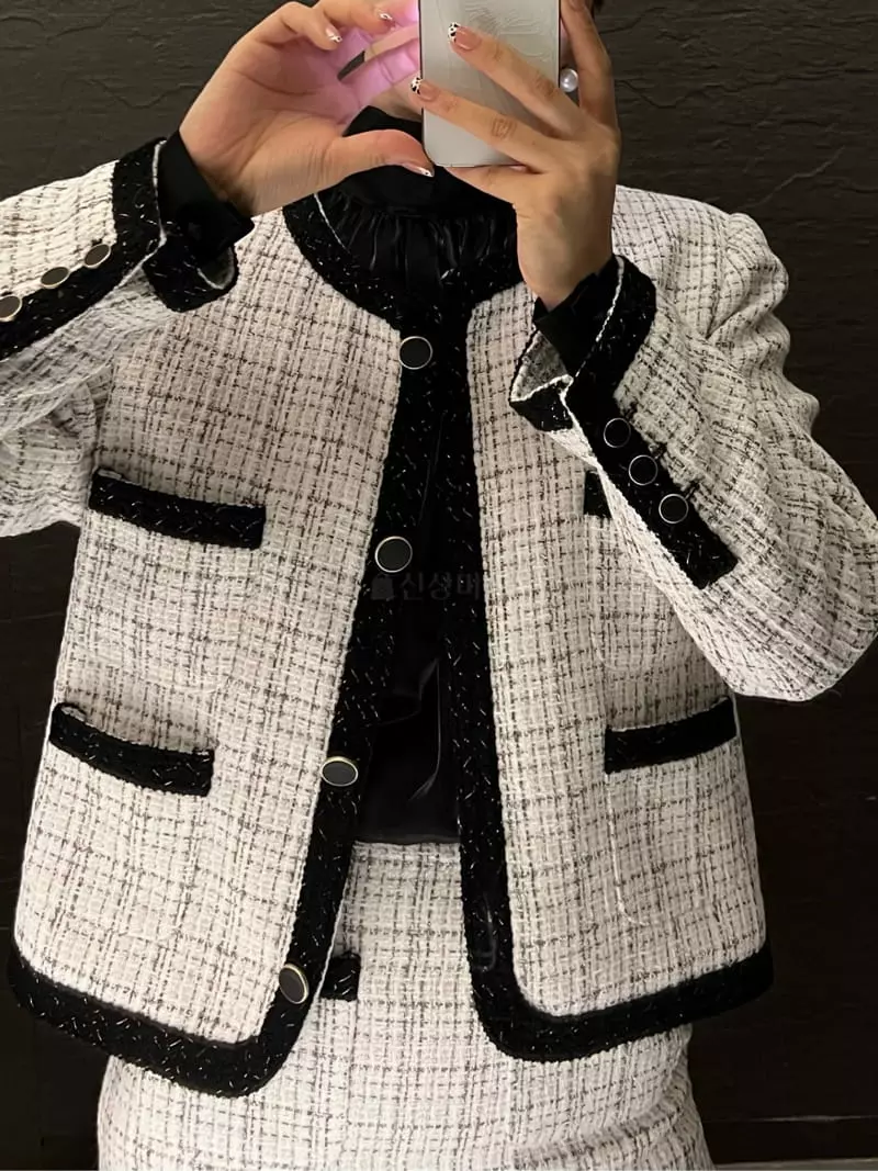 Verni - Korean Women Fashion - #restrostyle - Anna Twid Jacket