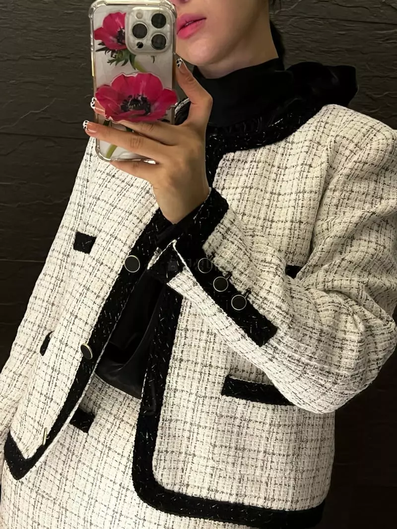Verni - Korean Women Fashion - #romanticstyle - Anna Twid Jacket - 2