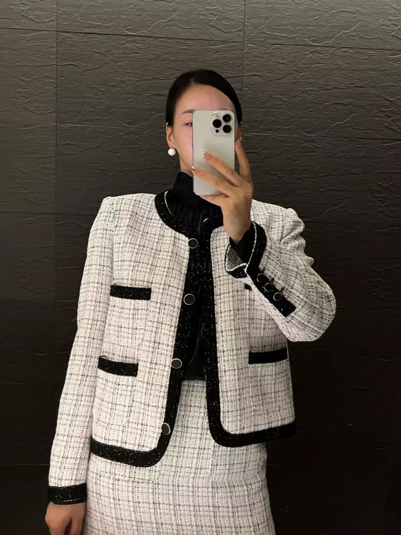 Verni - Korean Women Fashion - #shopsmall - Anna Twid Jacket - 3