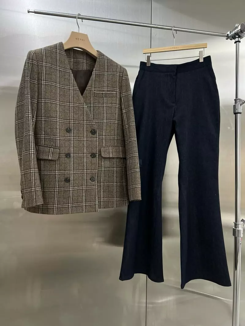Verni - Korean Women Fashion - #vintageinspired - Check Jacket