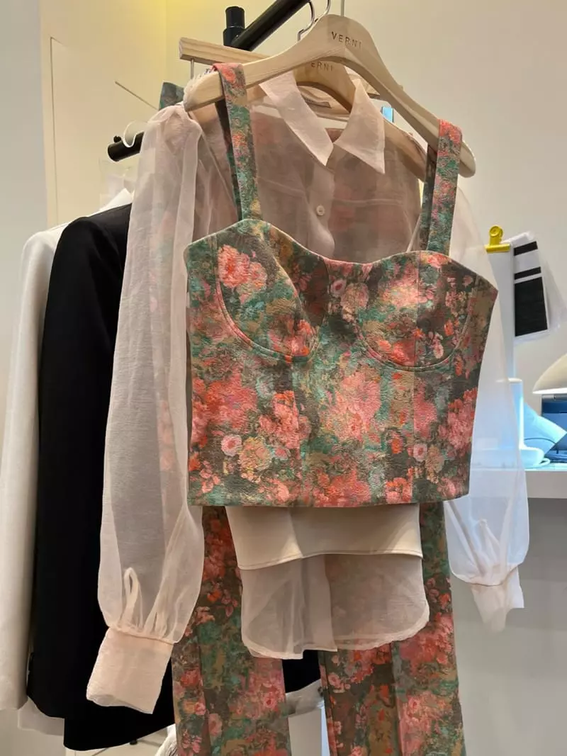 Verni - Korean Women Fashion - #womensfashion - Water Paint Vest - 3