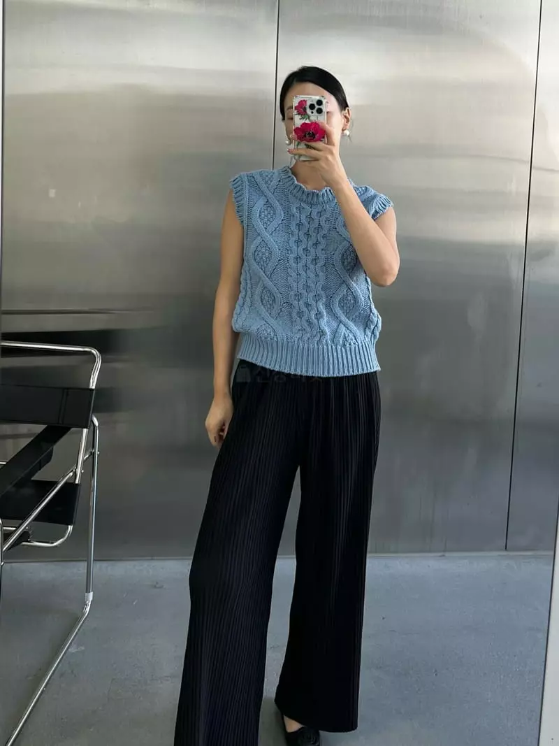 Verni - Korean Women Fashion - #momslook - Bunddo Pleats Pants - 4