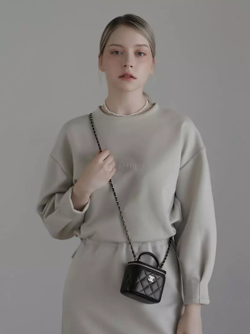 Vert Neuf - Korean Women Fashion - #momslook - Bake Sweatshirt - 7