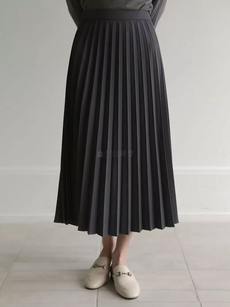 Vert Neuf - Korean Women Fashion - #momslook - Lolo Pleats Skirt
