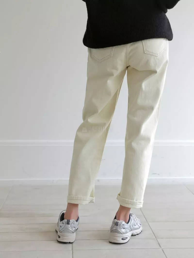Vert Neuf - Korean Women Fashion - #momslook - Days Cream Jeans - 2