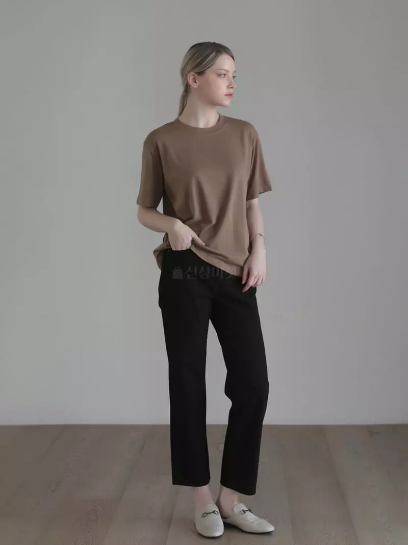 Vert Neuf - Korean Women Fashion - #vintageinspired - Days Black Jeans - 7