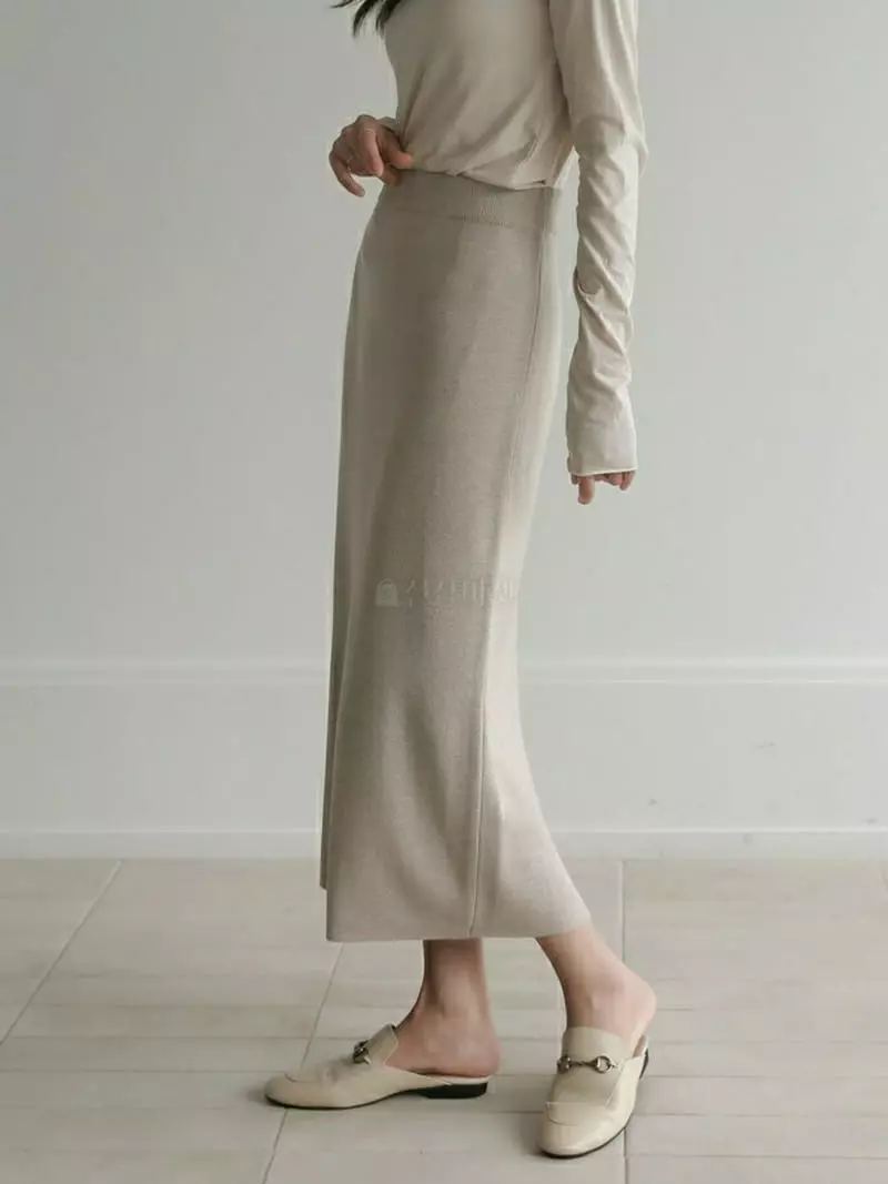 Vert Neuf - Korean Women Fashion - #womensfashion - Mano Knit Skirt - 12
