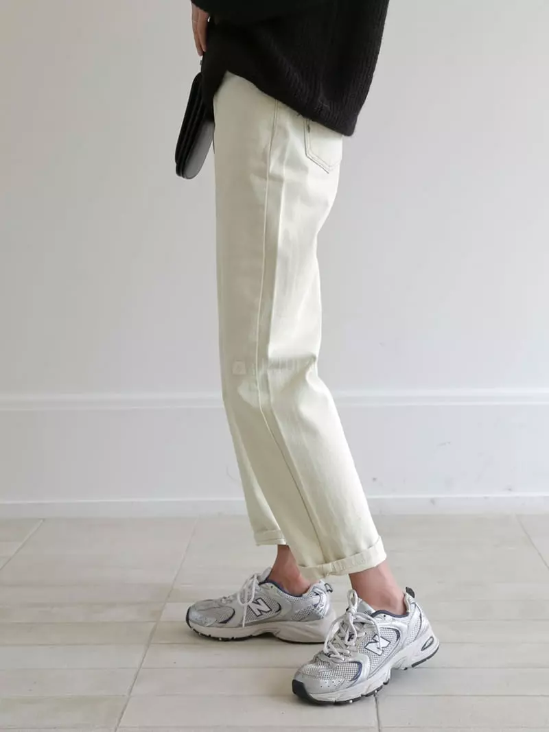 Vert Neuf - Korean Women Fashion - #womensfashion - Days Cream Jeans