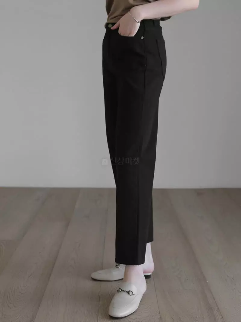 Vert Neuf - Korean Women Fashion - #womensfashion - Days Black Jeans - 2
