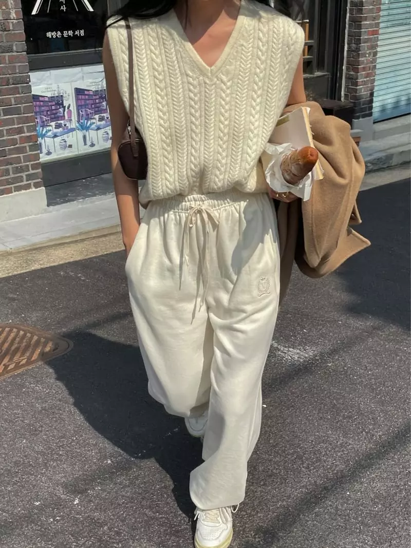 Very - Korean Women Fashion - #momslook - Dor Vest - 2