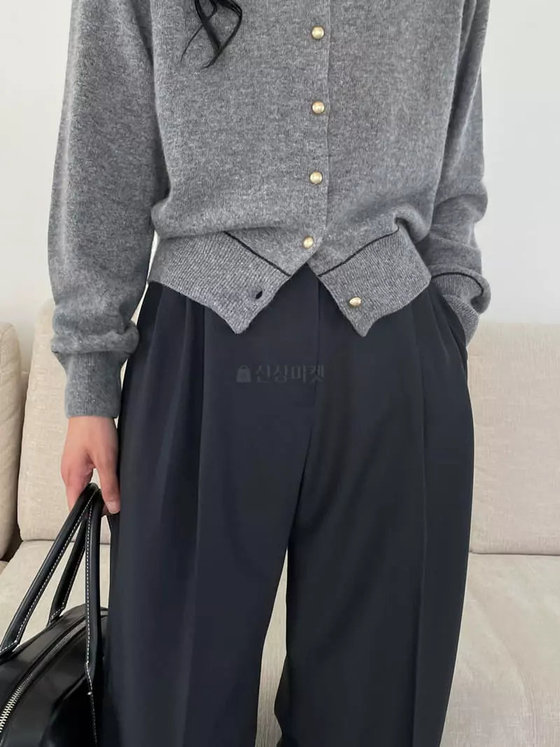 Very - Korean Women Fashion - #womensfashion - Line Round Knit Cardigan - 5