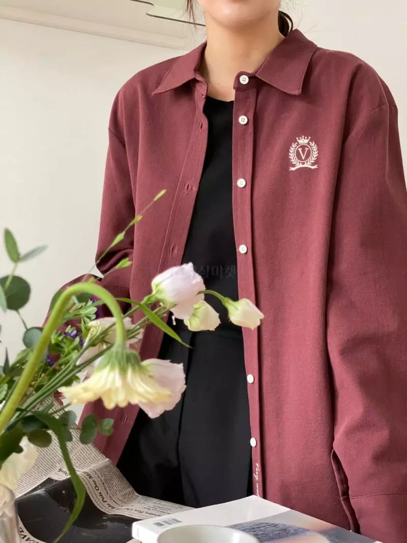 Very - Korean Women Fashion - #momslook - Crown Shirt - 4