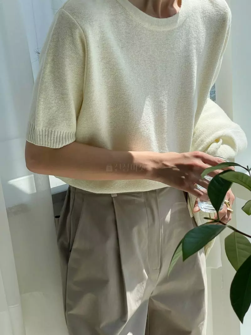 Very - Korean Women Fashion - #womensfashion - Hano Round Knit Tee - 7