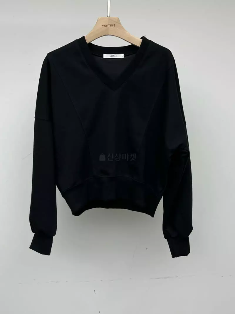 Vestire - Korean Women Fashion - #momslook - Slit Sweatshirt - 11