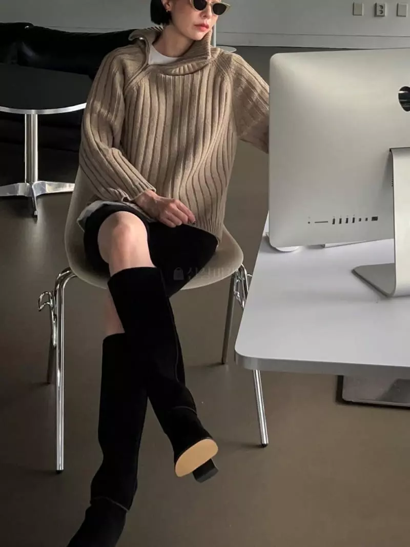 Vestire - Korean Women Fashion - #momslook - Side Zipper Knit Tee - 11