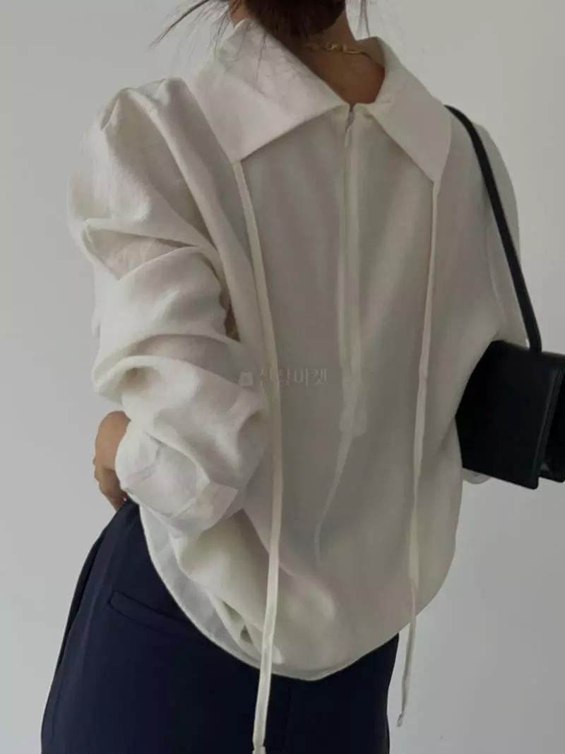 Vestire - Korean Women Fashion - #momslook - Loe Turtleneck Blouse - 8