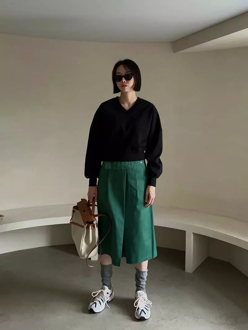 Vestire - Korean Women Fashion - #momslook - Denim Slit Skirt - 3