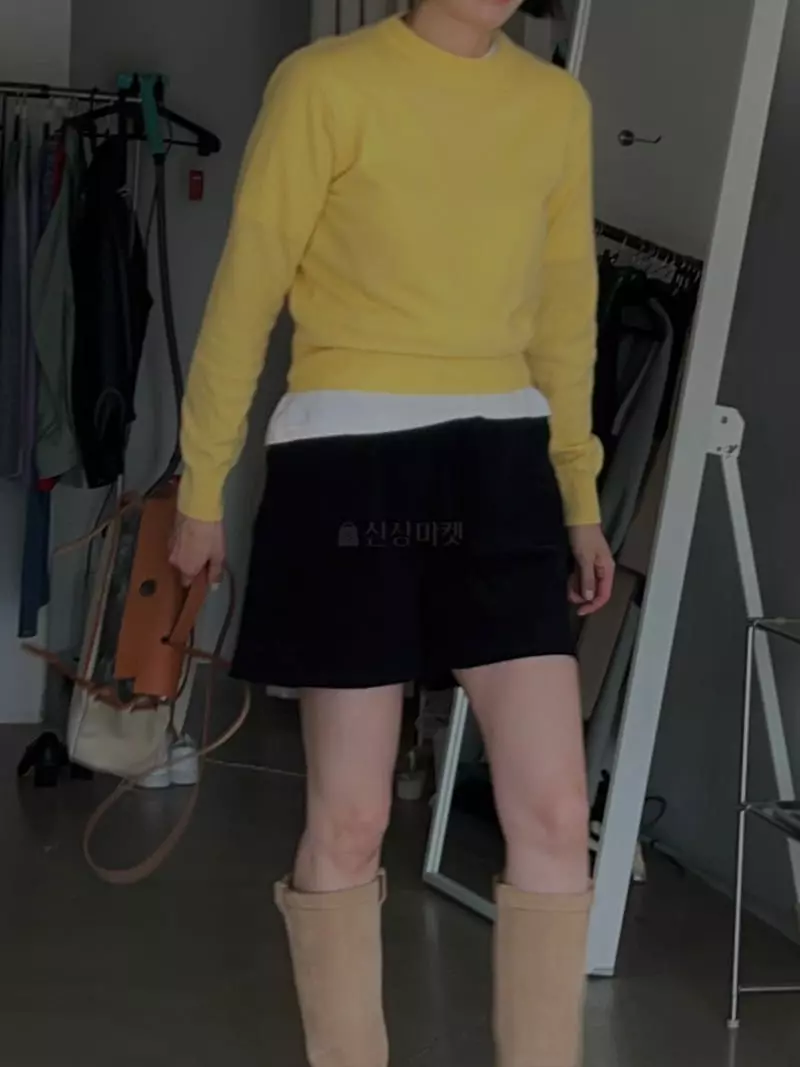 Vestire - Korean Women Fashion - #restrostyle - Cash Knit Tee - 3