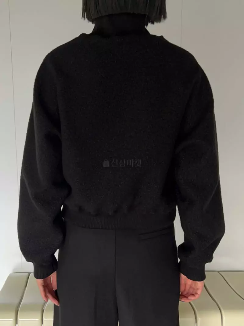 Vestire - Korean Women Fashion - #thelittlethings - Arc Half Zip-up - 3