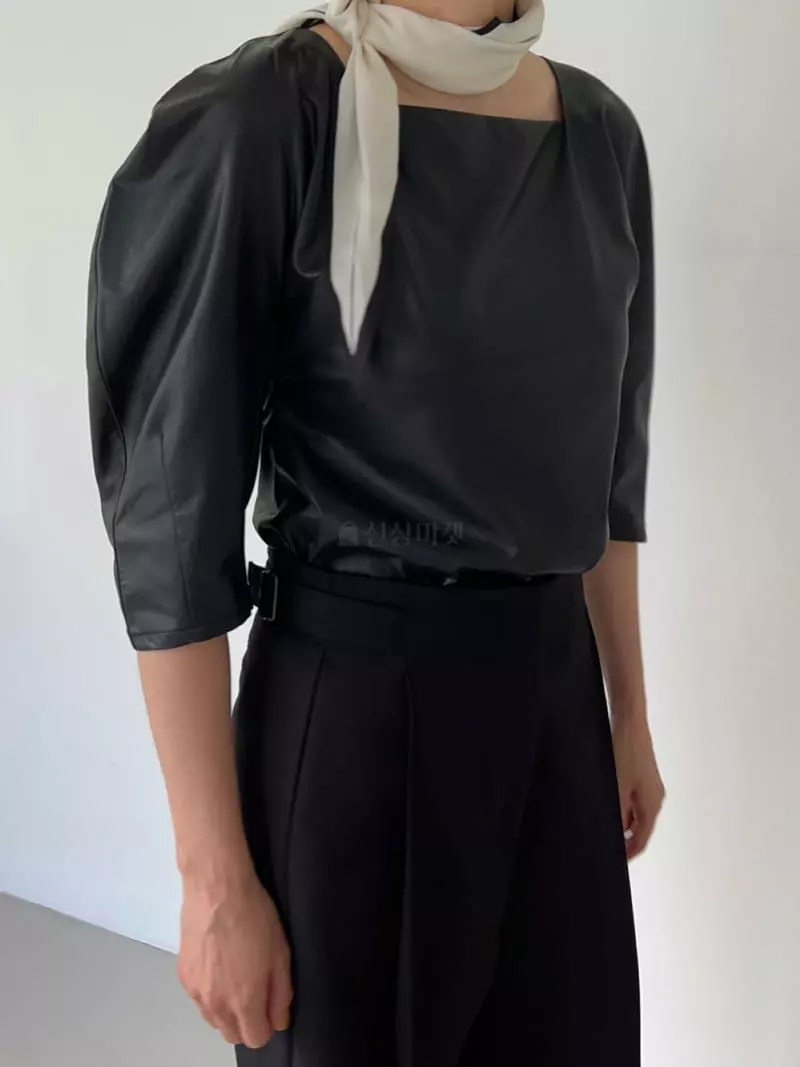 Vestire - Korean Women Fashion - #womensfashion - Balloon Leather Blouse - 7