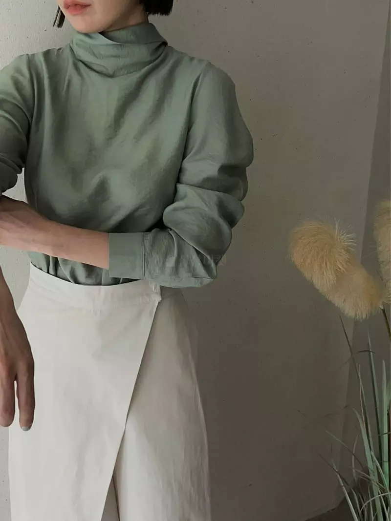 Vestire - Korean Women Fashion - #womensfashion - Loe Turtleneck Blouse - 11
