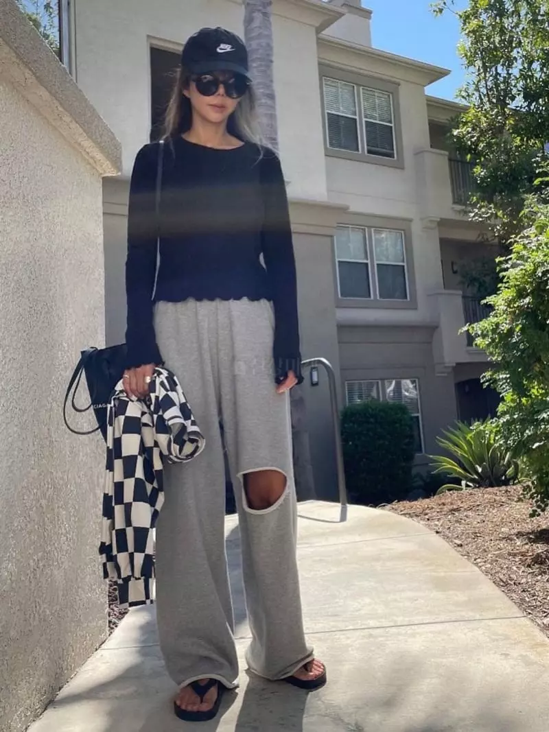 Via - Korean Women Fashion - #momslook - Croiffle Tee