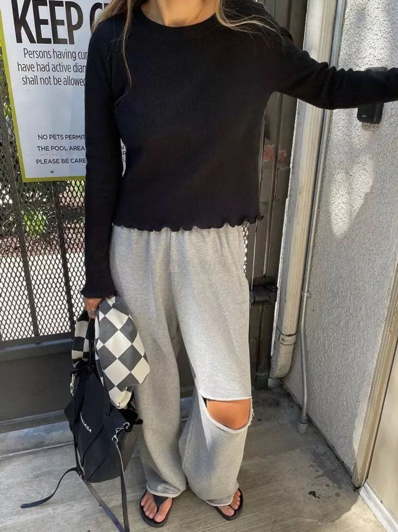 Via - Korean Women Fashion - #momslook - Croiffle Tee - 3
