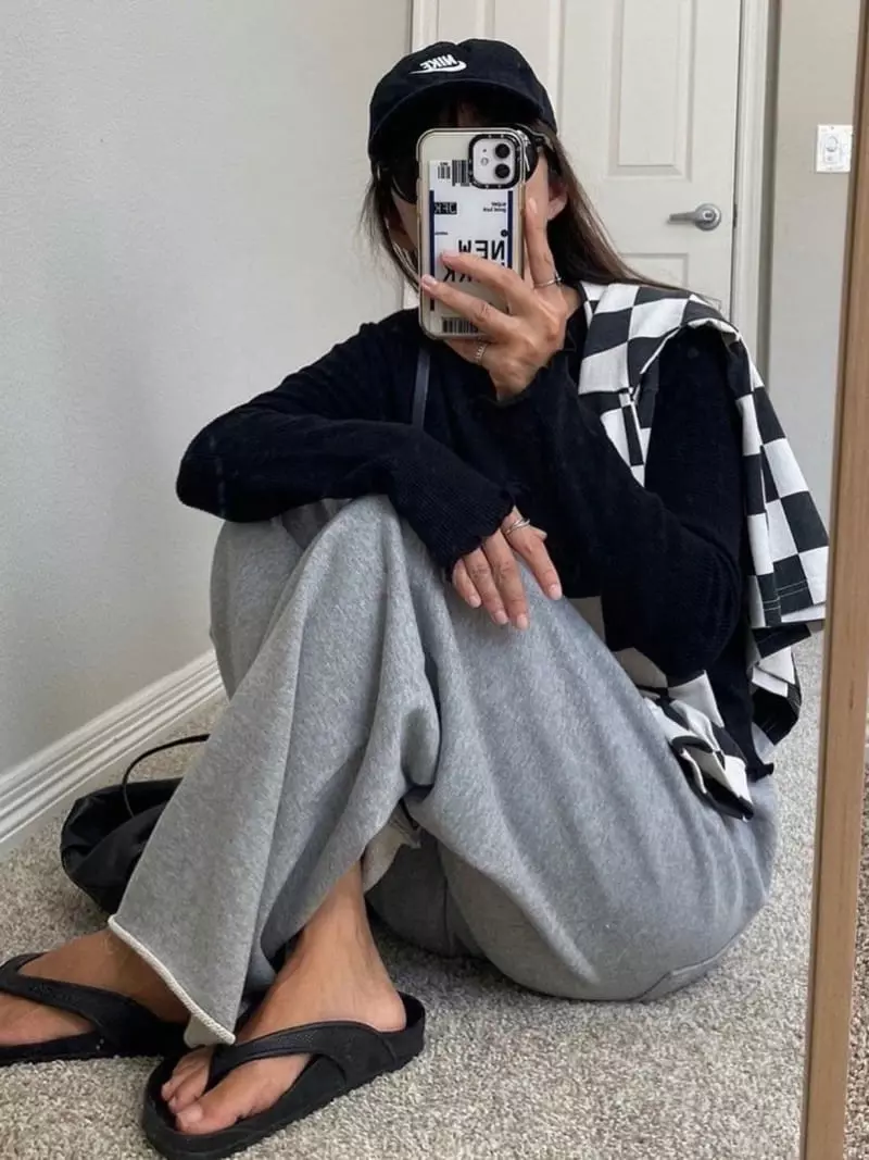 Via - Korean Women Fashion - #momslook - Croiffle Tee - 5