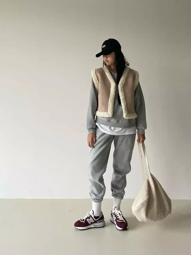 Via - Korean Women Fashion - #momslook - Caramel Vest - 10