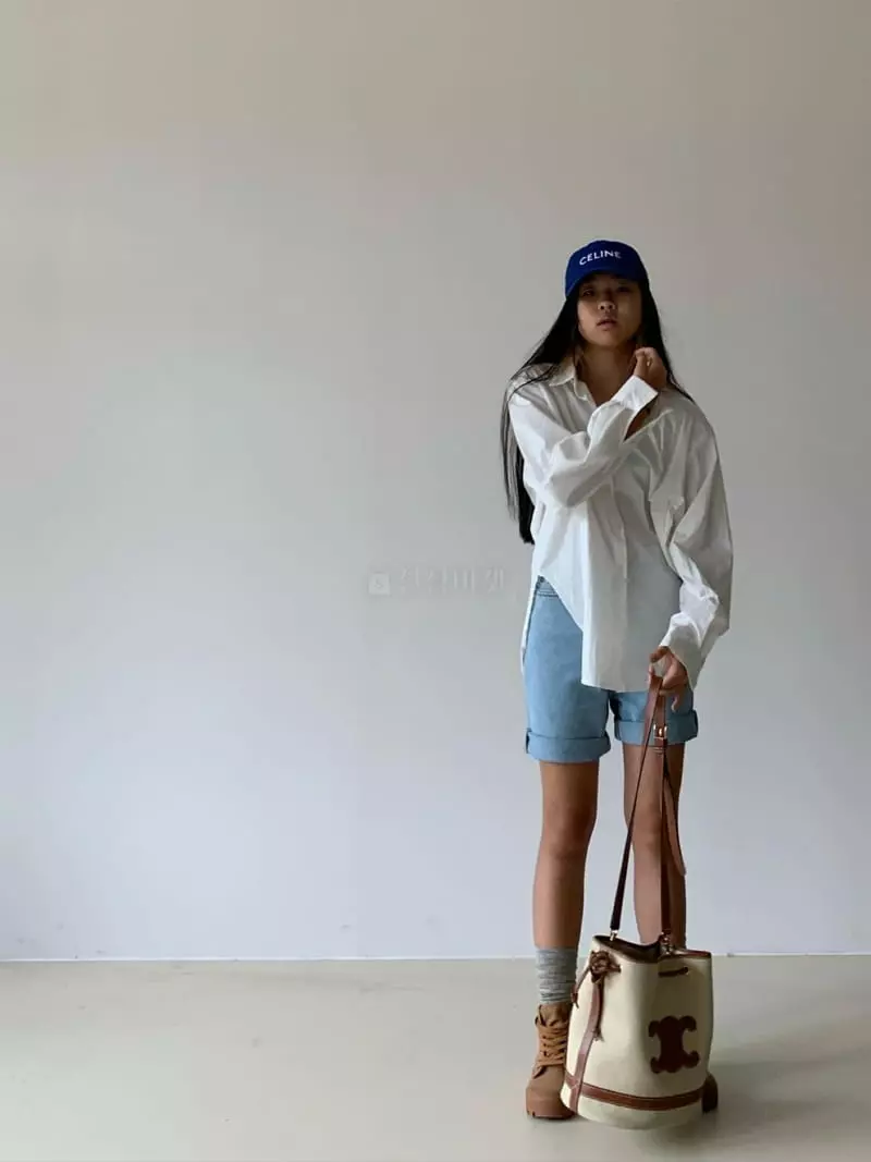 Via - Korean Women Fashion - #momslook - Back Button Shirt - 10