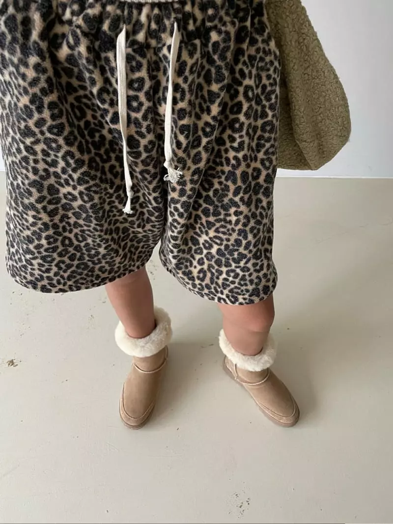 Via - Korean Women Fashion - #momslook - Leo Shorts