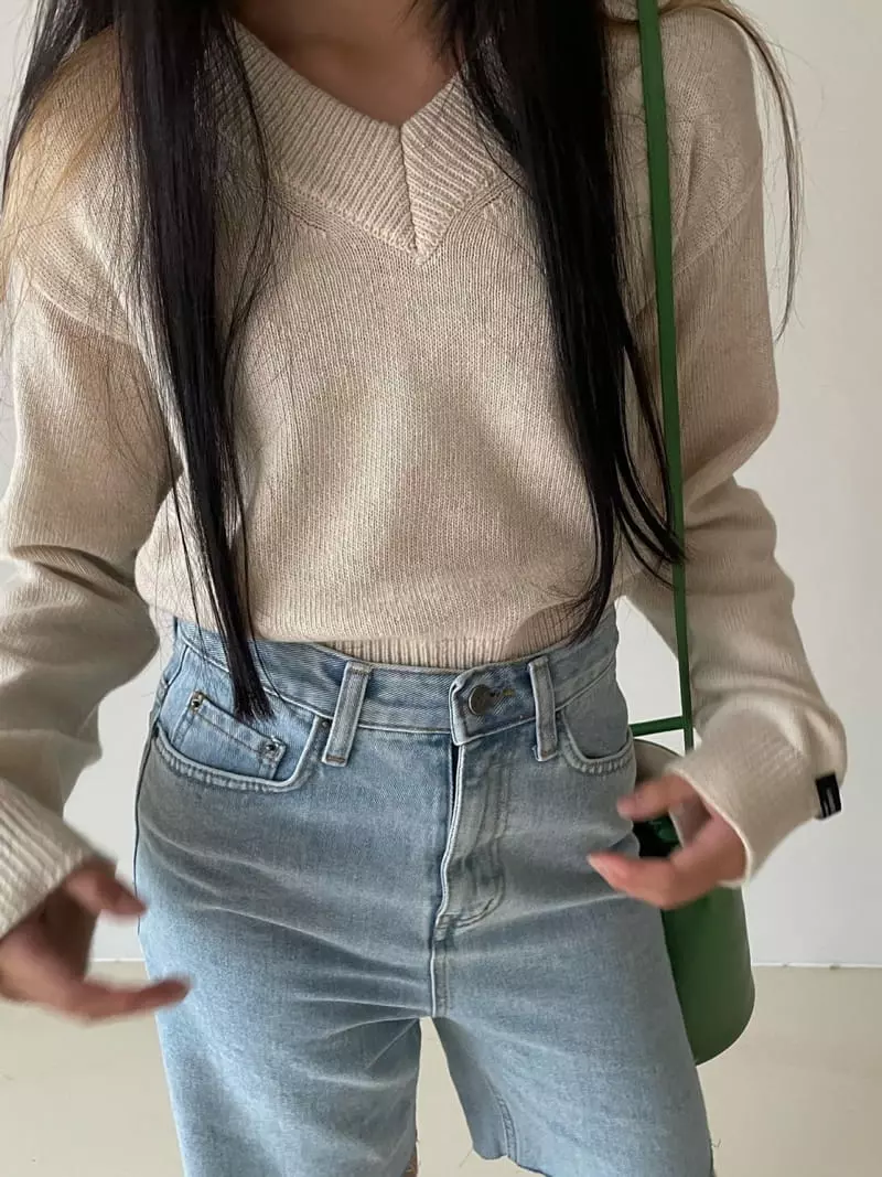 Via - Korean Women Fashion - #momslook - Daisy Knit Tee