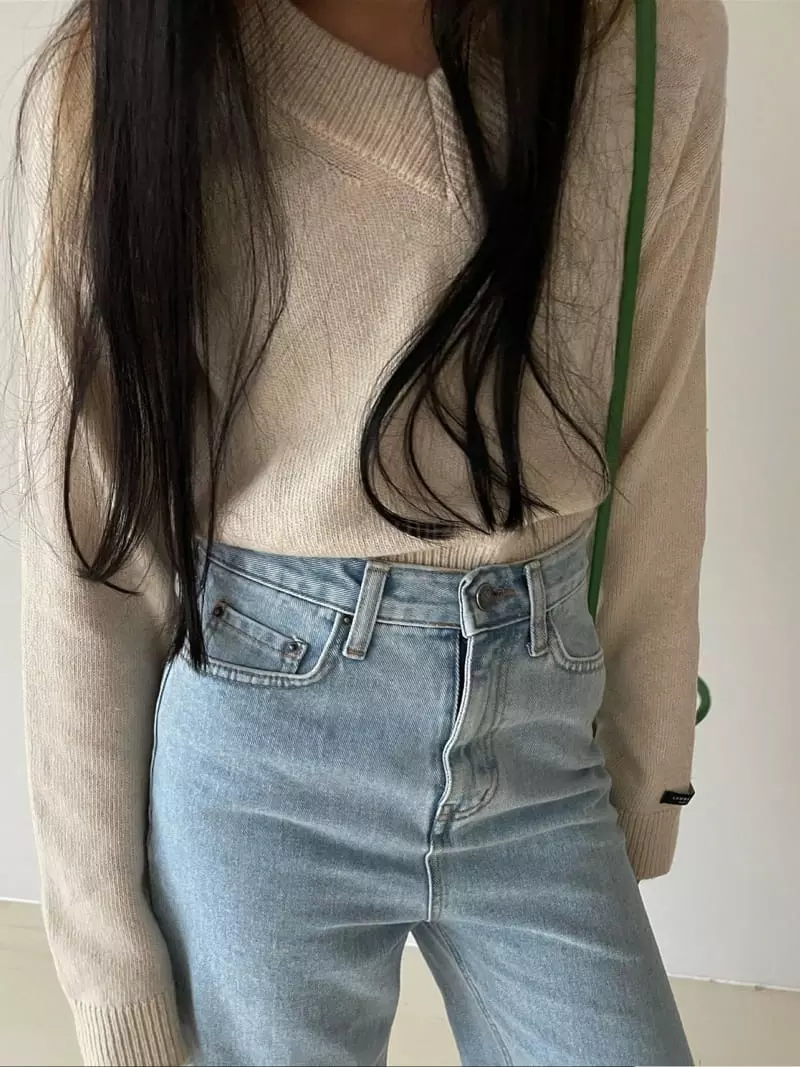 Via - Korean Women Fashion - #momslook - Daisy Knit Tee - 3