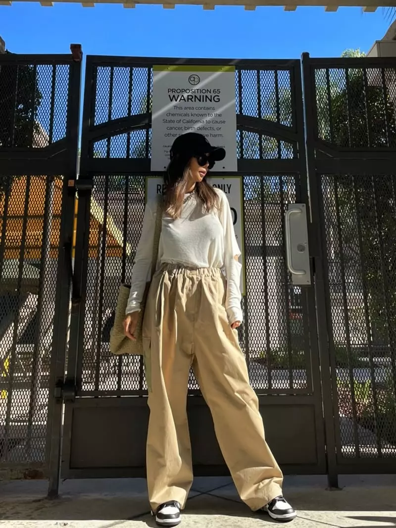 Via - Korean Women Fashion - #womensfashion - Gunbbang Pants - 4