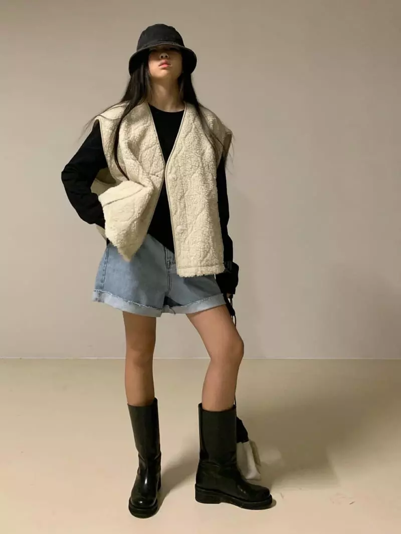 Via - Korean Women Fashion - #shopsmall - Bbogle Vest - 5