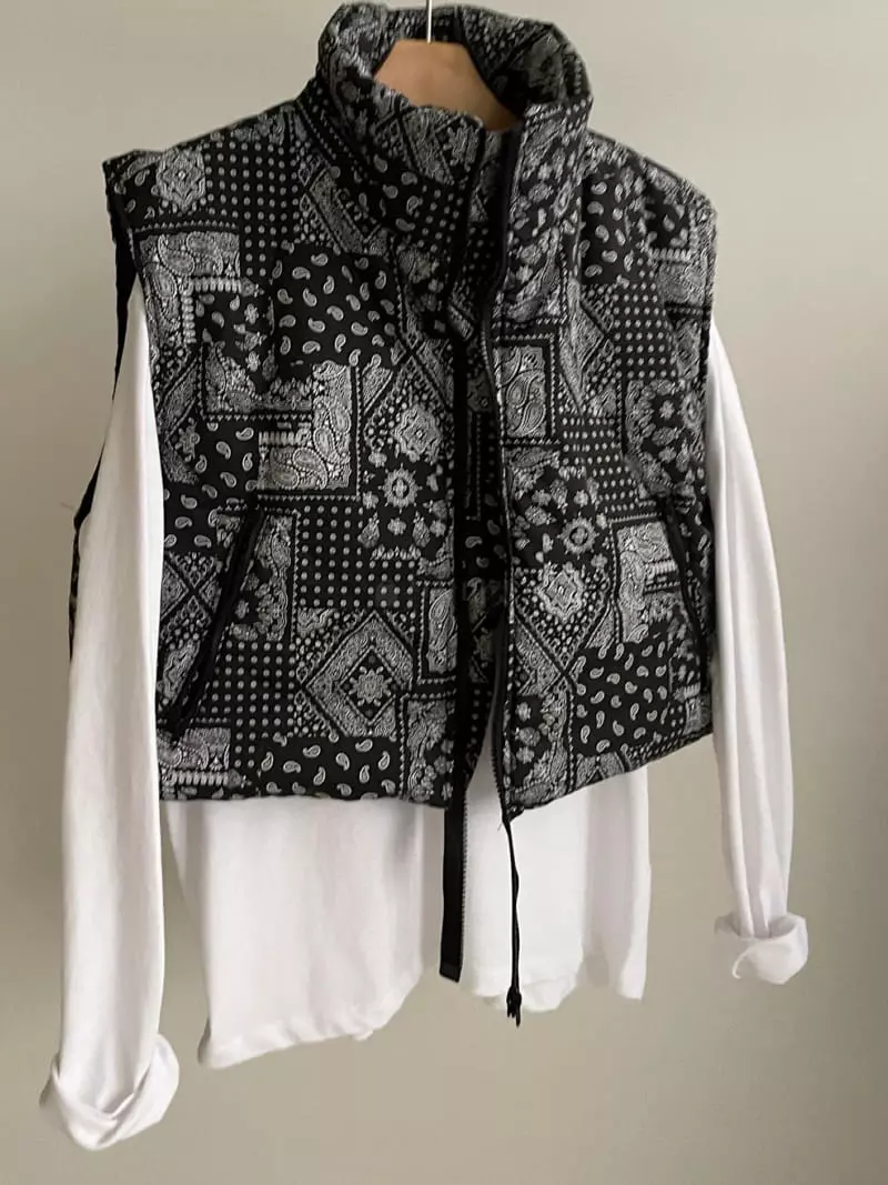 Via - Korean Women Fashion - #womensfashion - Paisely Vest - 5