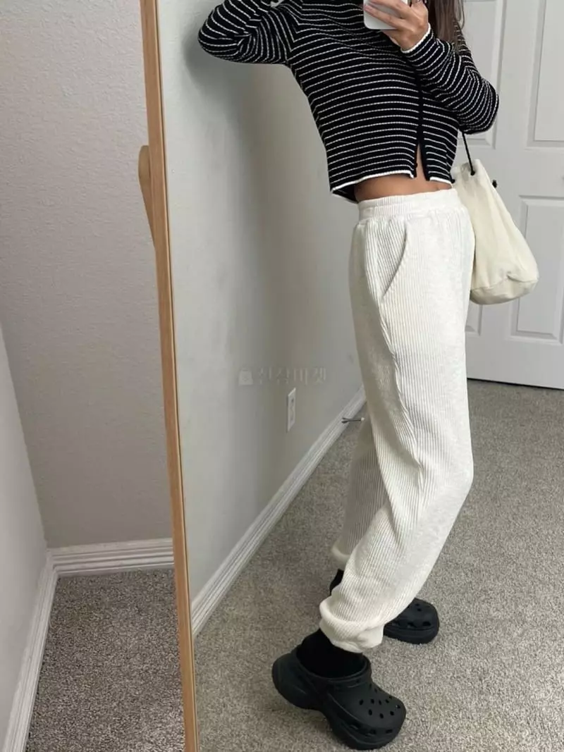 Via - Korean Women Fashion - #womensfashion - Juicy Pants - 6