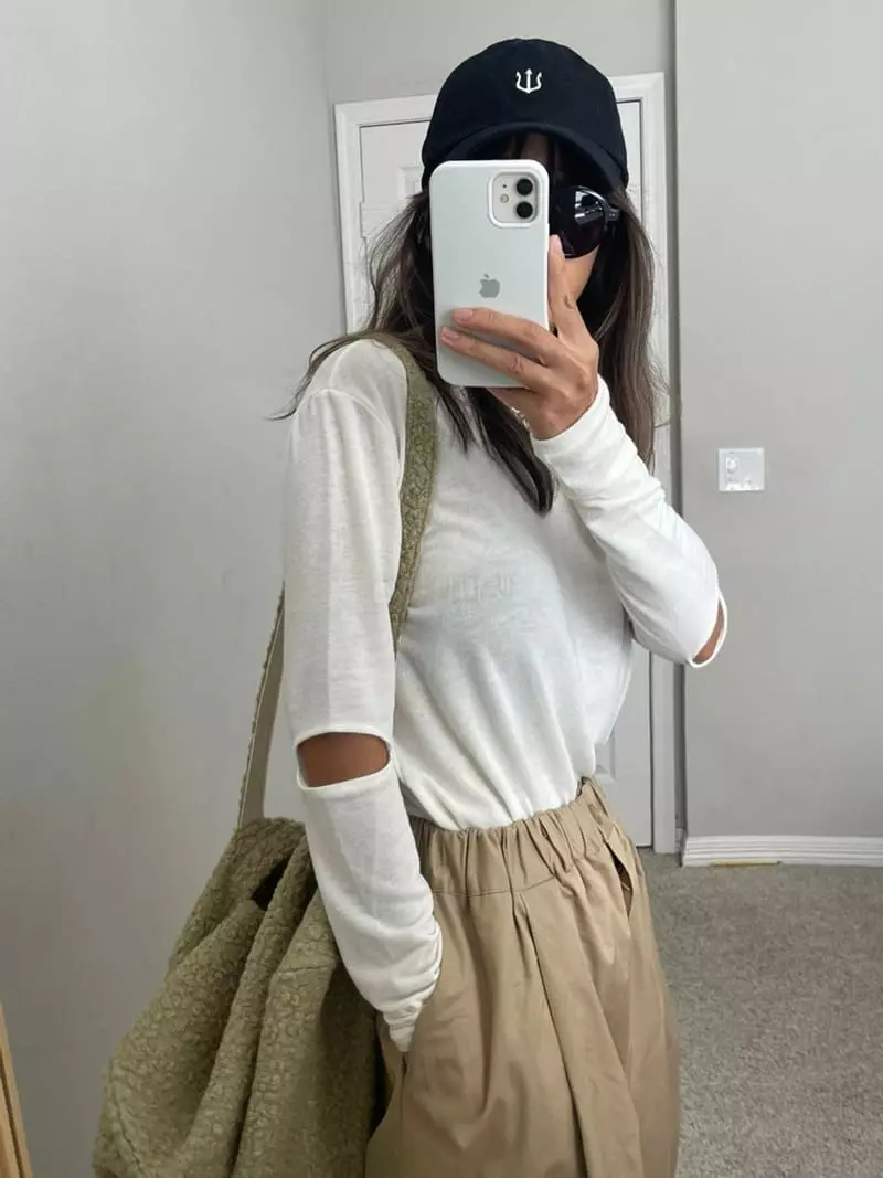 Via - Korean Women Fashion - #womensfashion - Elbo Tee - 5