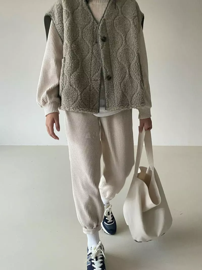 Via - Korean Women Fashion - #womensfashion - Bbogle Vest - 11