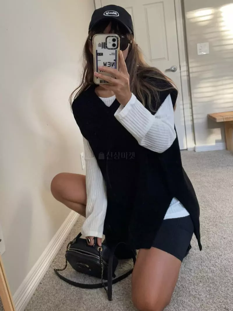 Via - Korean Women Fashion - #momslook - Marie Vest - 4