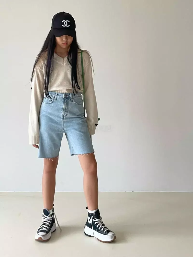 Via - Korean Women Fashion - #womensfashion - Daisy Knit Tee - 2