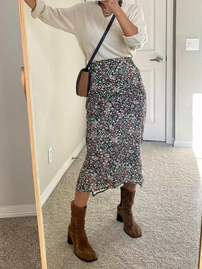 Via - Korean Women Fashion - #womensfashion - Flower Banding Skirt - 2